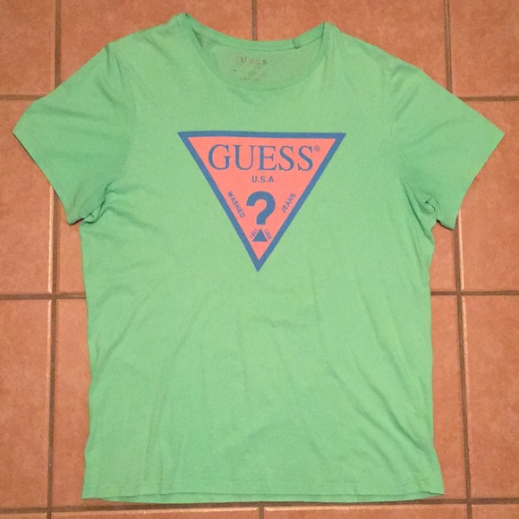 Guess T shirt - Picture 1 of 4